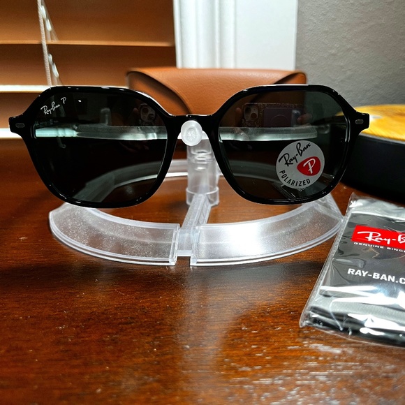 Ray-Ban polarized John sunglasses (RB2194). Polished black/G-15 green - Picture 1 of 5